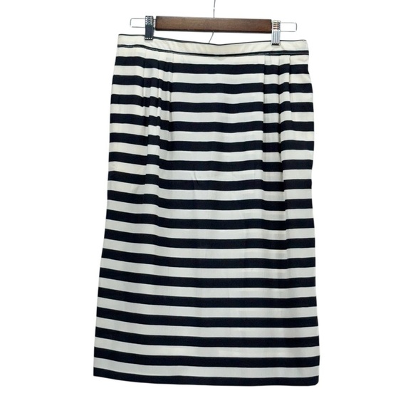 Emanuel Ungaro Dresses & Skirts - Emanuel Ungaro Black and White Midi Pencil Skirt